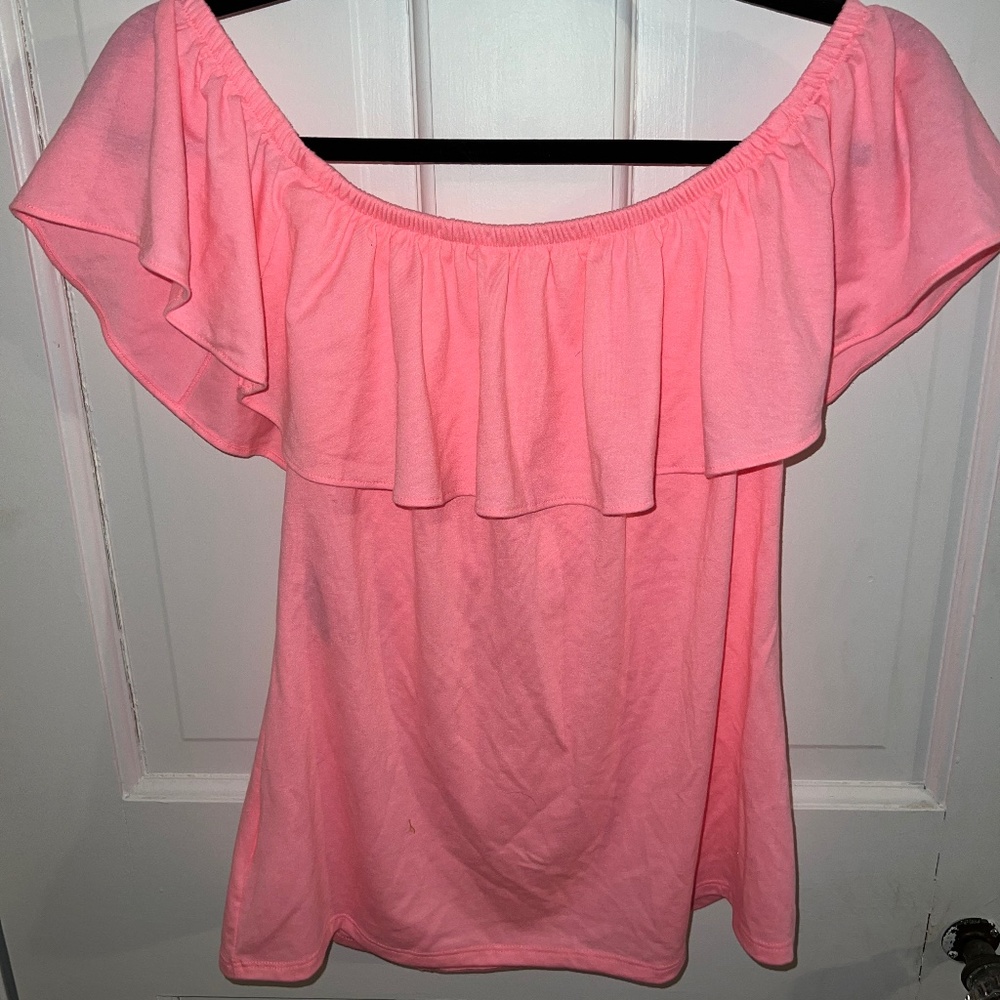 Small Lilly Pulitzer coral short sleeve top